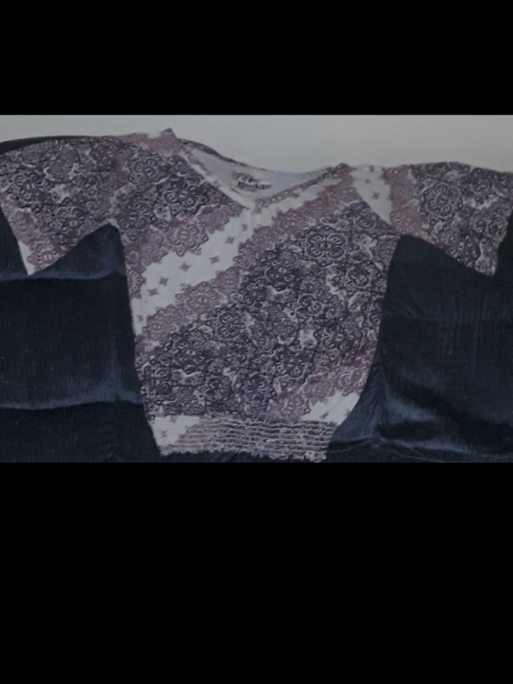 Mudd 3 Quarter Sleeve Shirt in Purple and White Paisley